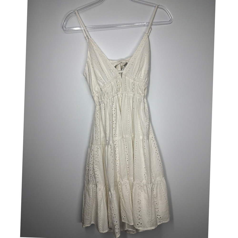 Angie White Eyelet Tiered Sundress Spaghetti Strap Medium - Picture 5 of 10
